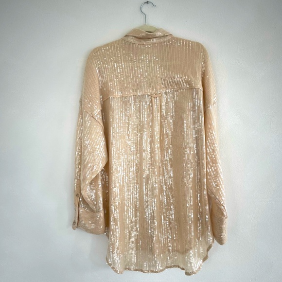 JUST IN! NWT Pilcro | Anthropologie Sequin Blouse, Size Medium - Picture 5 of 6
